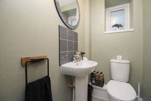 Downstairs W.C- click for photo gallery